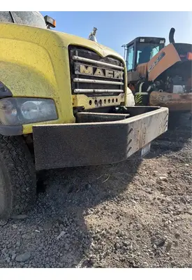 Mack GU713 Bumper Assembly, Front