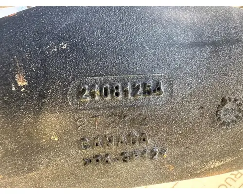 Mack GU813 Air Cleaner