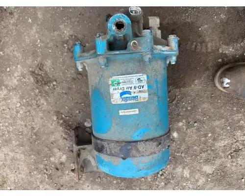 Mack GU813 Air Drier