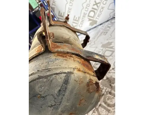 Mack GU813 Air Tank