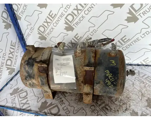 Mack GU813 Air Tank