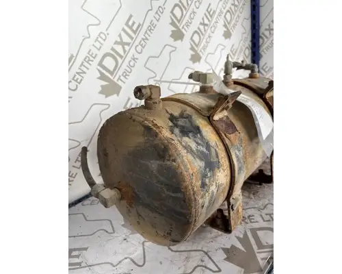 Mack GU813 Air Tank