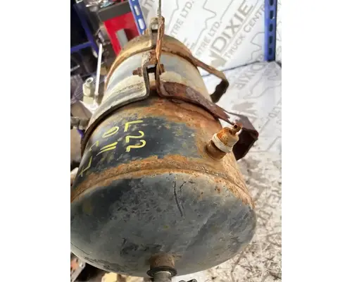Mack GU813 Air Tank