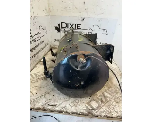 Mack GU813 Air Tank