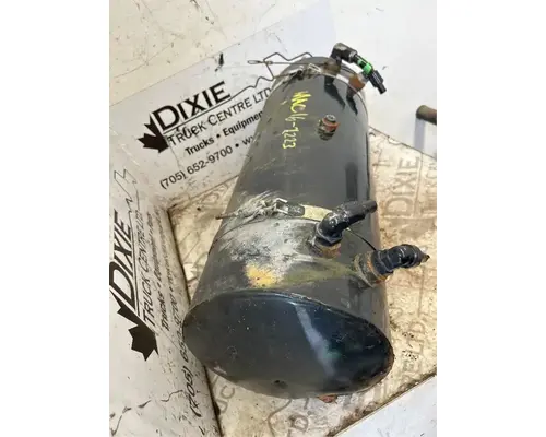 Mack GU813 Air Tank
