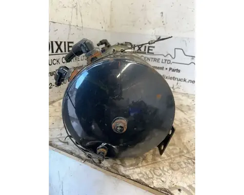 Mack GU813 Air Tank