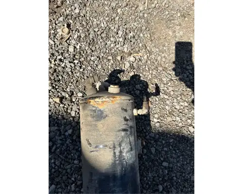 Mack GU813 Air Tank
