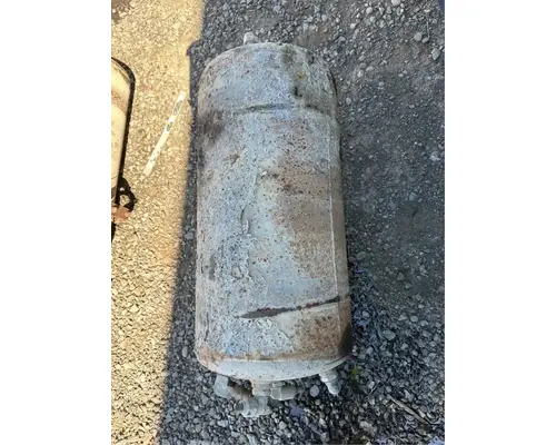 Mack GU813 Air Tank