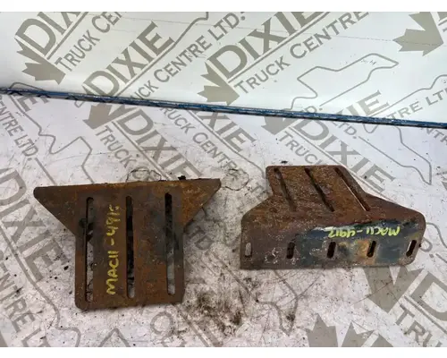 Mack GU813 Brackets, Misc.