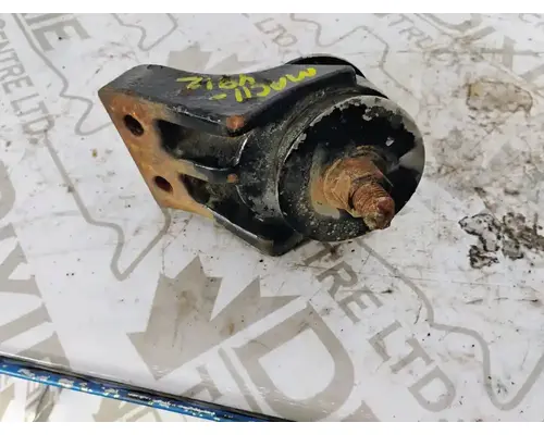 Mack GU813 Brackets, Misc.