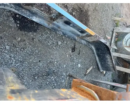 Mack GU813 Bumper Assembly, Front