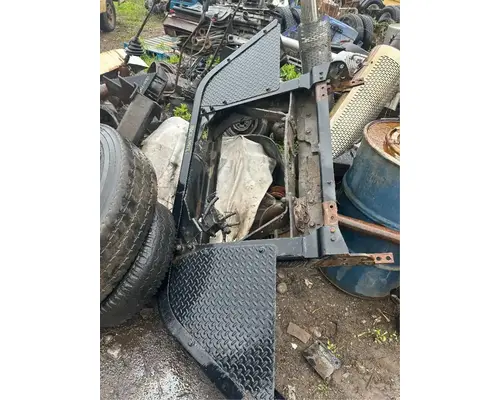 Mack GU813 Bumper Assembly, Front