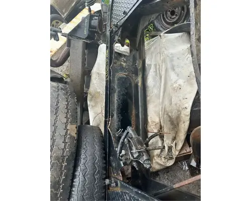 Mack GU813 Bumper Assembly, Front