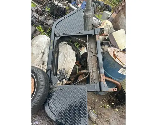 Mack GU813 Bumper Assembly, Front