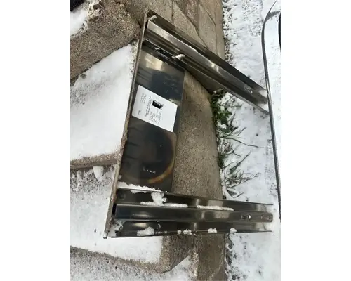 Mack GU813 Bumper Assembly, Front