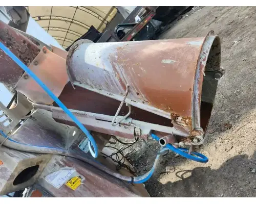 Mack GU813 Equipment (Mounted)