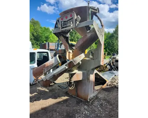 Mack GU813 Equipment (Mounted)