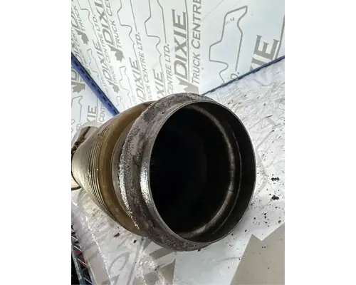 Mack GU813 Exhaust Pipe