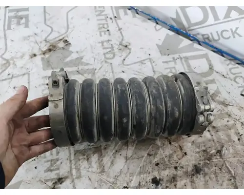 Mack GU813 Exhaust Pipe