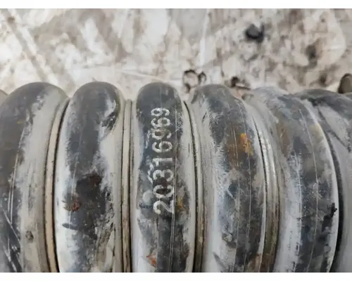 Mack GU813 Exhaust Pipe