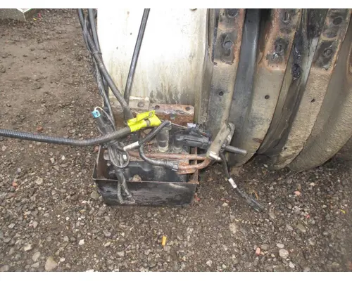 Mack GU813 Fuel Tank