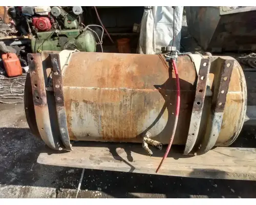 Mack GU813 Fuel Tank