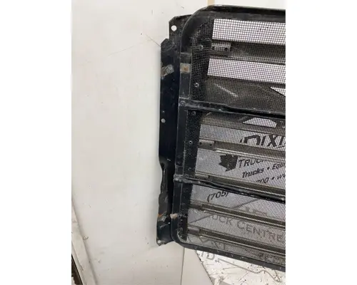 Mack GU813 Grille