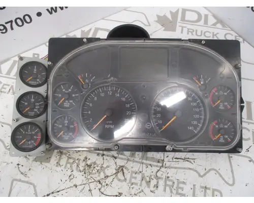 Mack GU813 Instrument Cluster