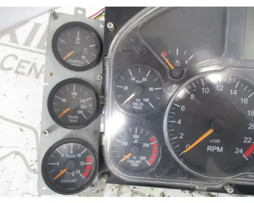 Mack GU813 Instrument Cluster
