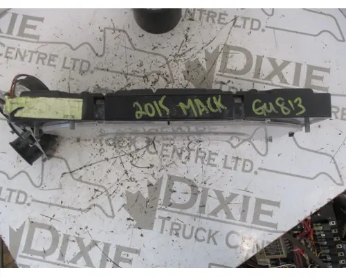 Mack GU813 Instrument Cluster