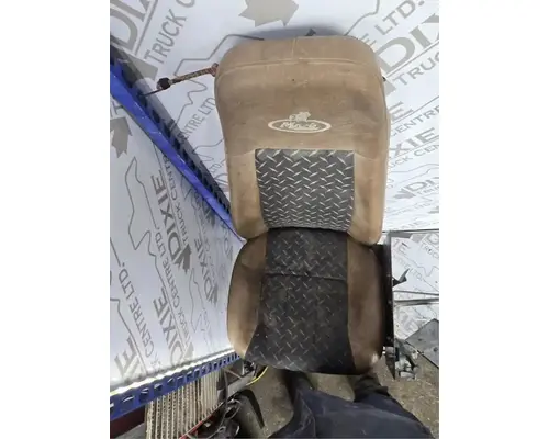 Mack GU813 Seat, Front