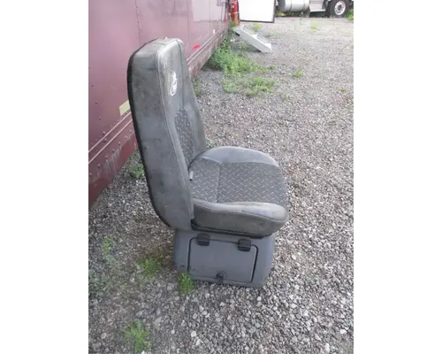 Mack GU813 Seat, Front