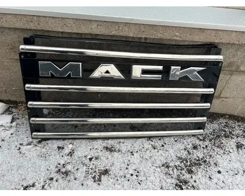 Grille Mack GRANITE Dixie Truck Centre