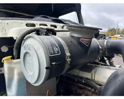 Air Cleaner MACK GU713 Dutchers Inc   Heavy Truck Div  Ny