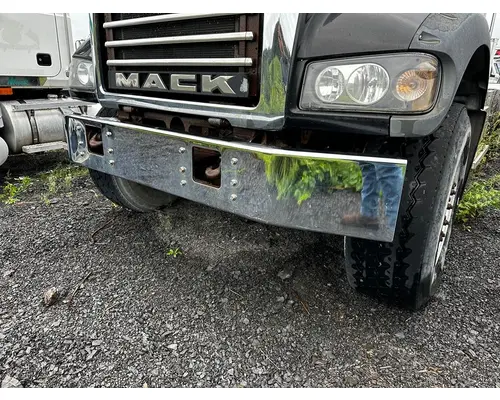 Bumper Assembly, Front MACK GU713 Dutchers Inc   Heavy Truck Div  Ny