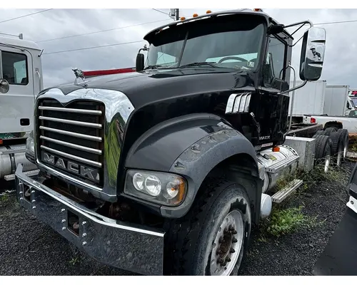 Hood MACK GU713 Dutchers Inc   Heavy Truck Div  Ny