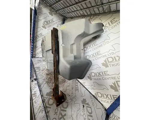 Fender Extension Mack GU813 Dixie Truck Centre