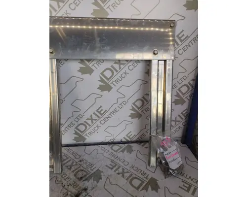 Grille MACK GU813 Dixie Truck Centre