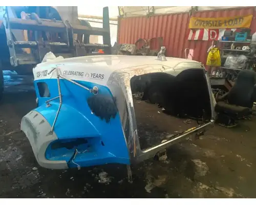 Hood Mack GU813 Dixie Truck Centre