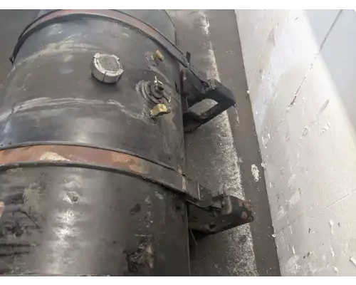 Mack LE613 Fuel Tank