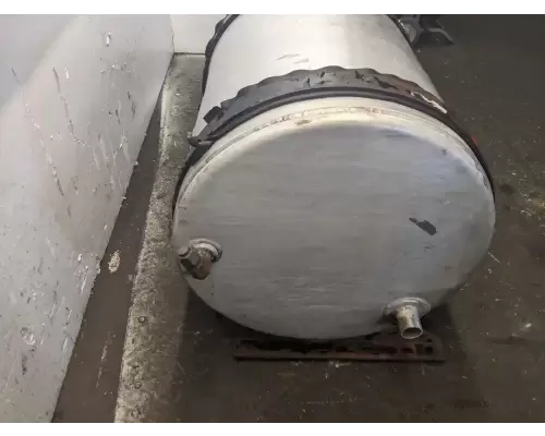 Mack LE613 Fuel Tank