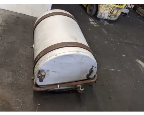 Mack LE613 Fuel Tank