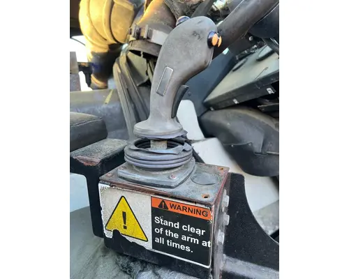 Electrical Parts, Misc. MACK LE613 Crest Truck Parts