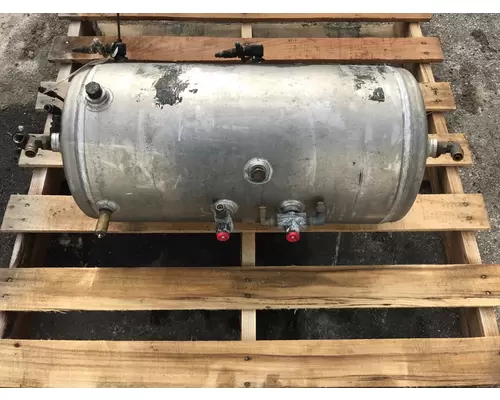 Air Tank MACK LE Housby