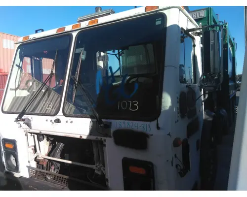 Complete Vehicle MACK LEU613 LKQ Heavy Truck - Tampa