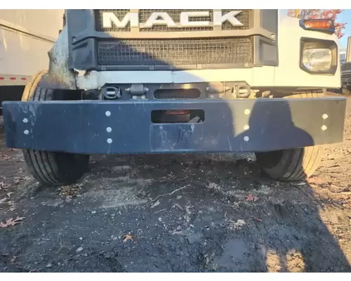 Mack MD Bumper Assembly, Front