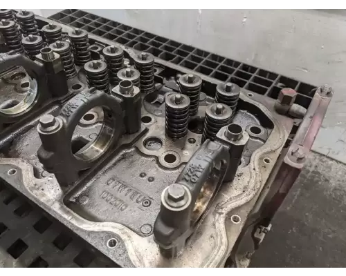 Mack MP7 Cylinder Head