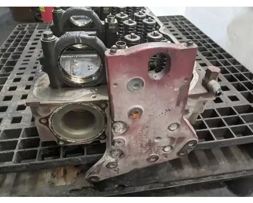 Mack MP7 Cylinder Head