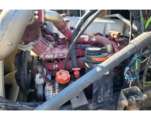 Mack MP7 Engine Assembly