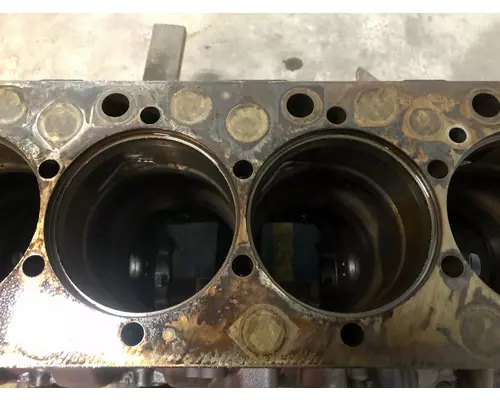 Mack MP7 Engine Block